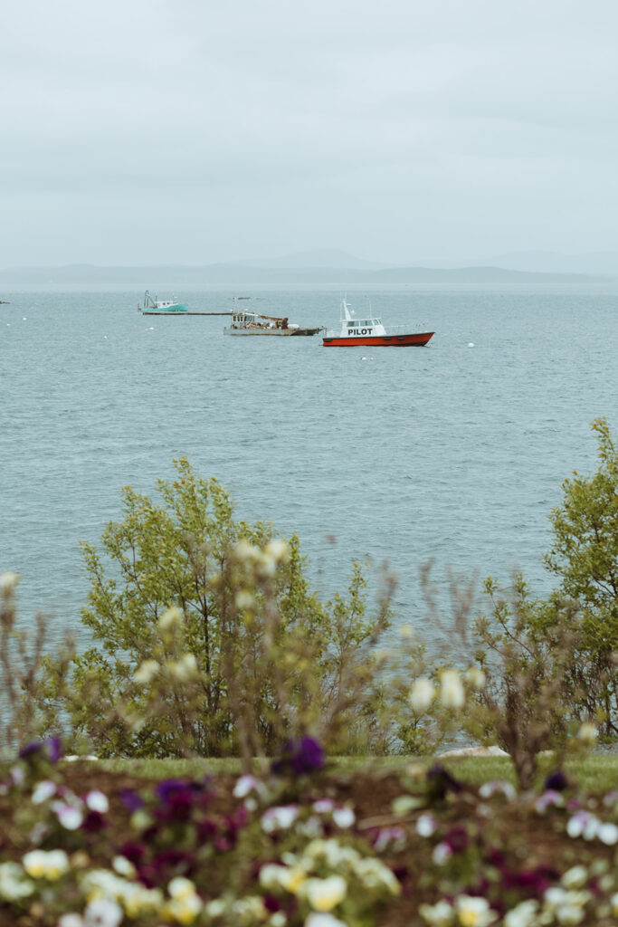 Maine oceanfront wedding venue–Bar Harbor Inn.