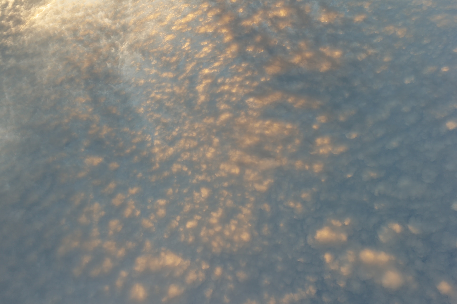 A colorful sunset sky photo, perfect inspiration for colorful weddings.